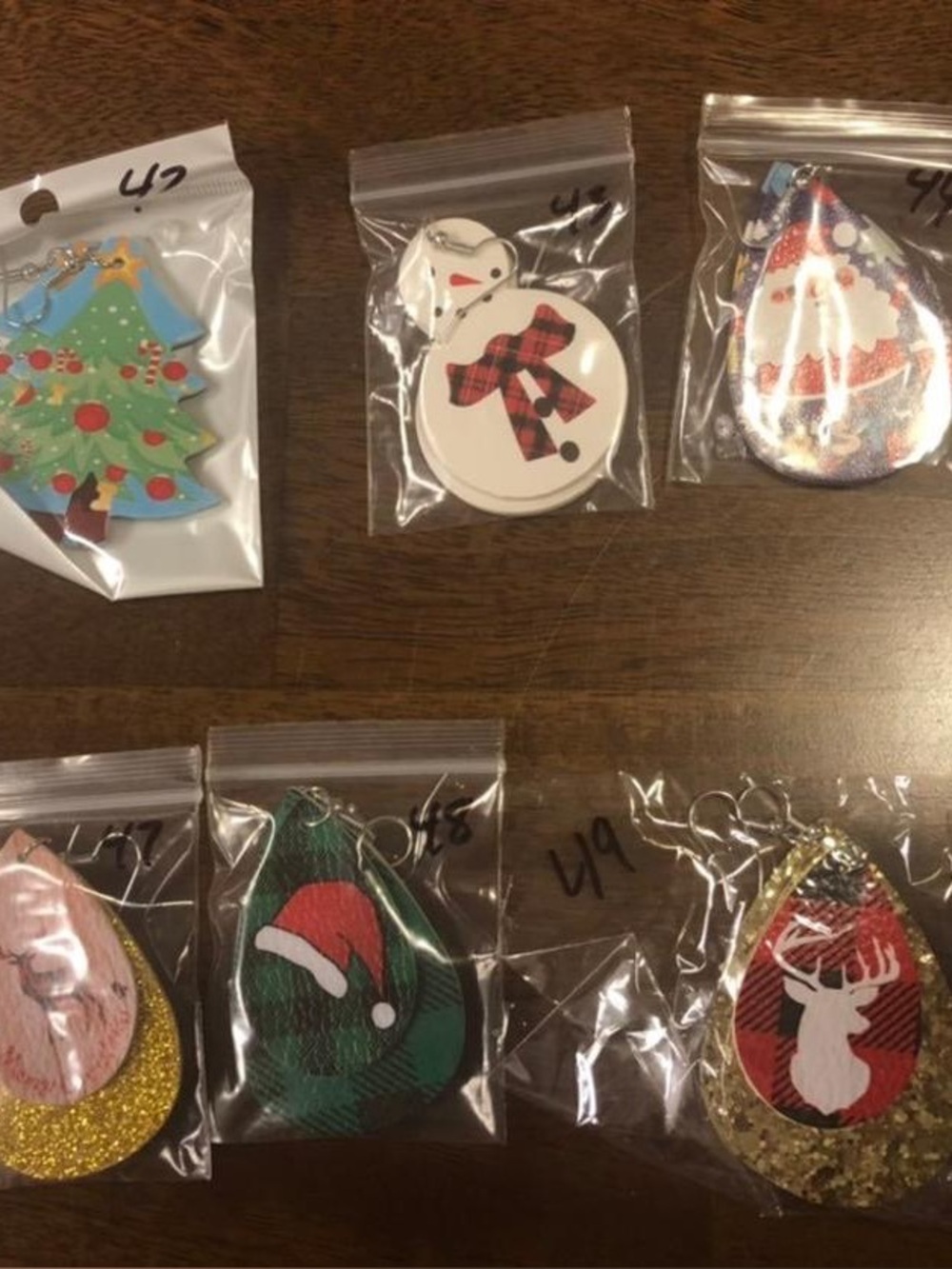 Christmas Kids Teardrop & Shape Holiday Keychain Set - Green, Red, White